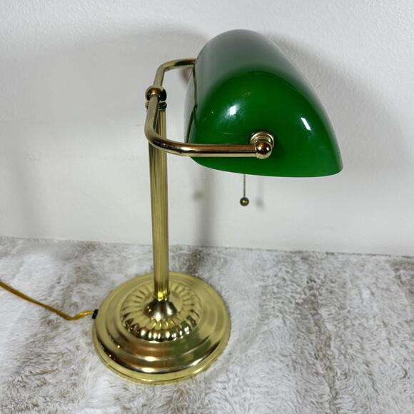 Vintage Green Bankers Lamp Brass Base Pull Chain Glass Shade Works - Picture 2 of 9